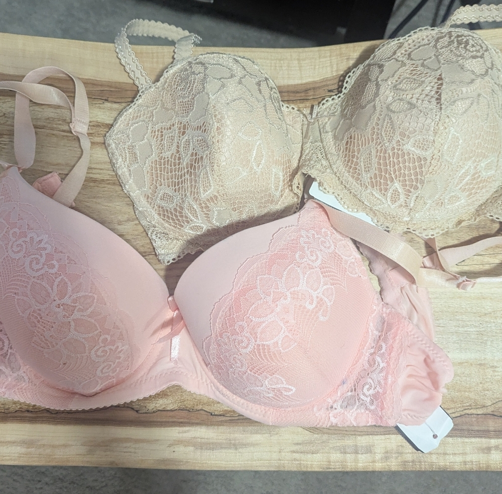 Bundle of 2 Bras - 34DD